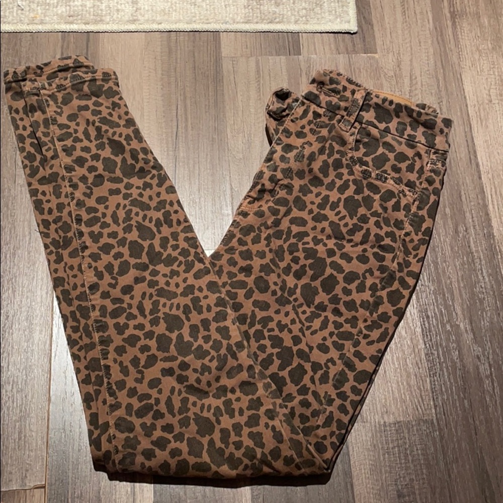 American eagle cheetah jegging